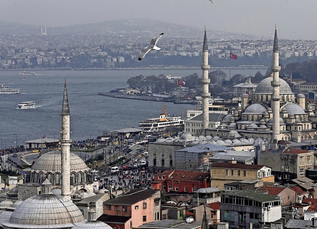 Istanbul ist umgeben von Wasser, doch das Trinkwasser wird knapp.  | Foto: Sedat Suna