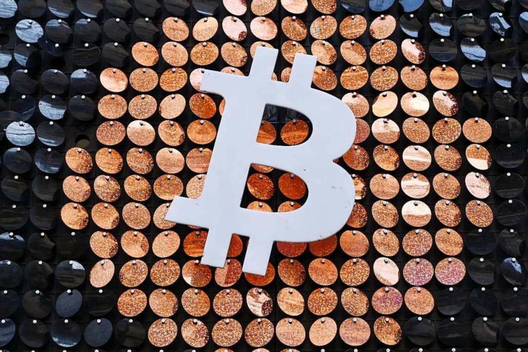 Das Viele Geld Verleiht Dem Bitcoin Flugel Doch Experten Warnen Wirtschaft Badische Zeitung