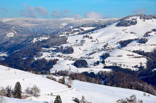 Die Belchenregion &#8211; hier ein Bli...#8211; ist aktuell ein Schneeparadies.  | Foto: Georg Ganter