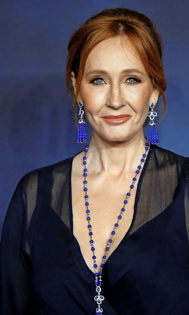 Eine  Frau, die sich als Mann ausgibt:  Joanne Rowling alias Robert Galbraith  | Foto: TOLGA AKMEN (AFP)