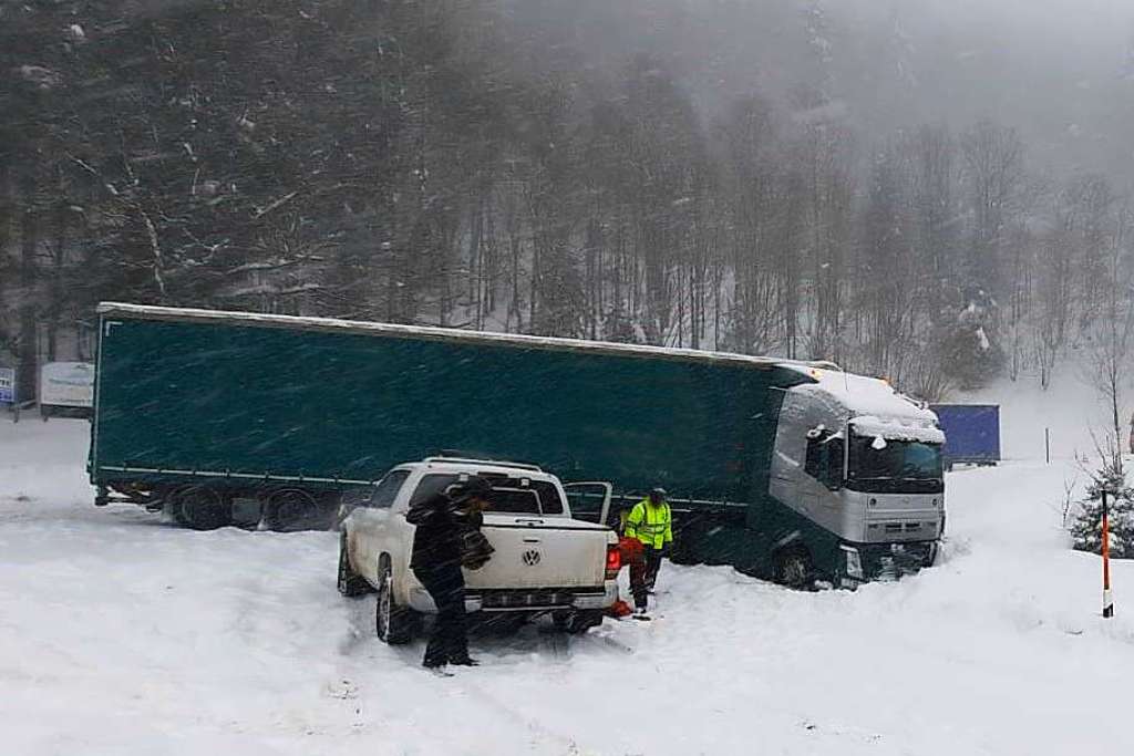 Anzeigen Für 15 Lkw-Fahrer, Die Feldberg-Sperrung Ignorieren - Kreis ...