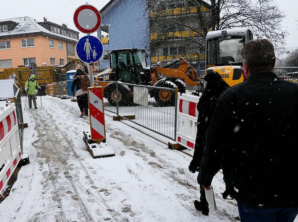 Die neue Bernhardusbrcke ist fr Fugnger inzwischen stillschweigend freigegeben worden.