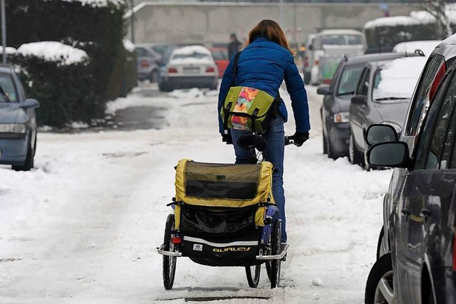Auch mit dem Fahrrad kann man sich im Schnee fortbewegen.  | Foto: Ingo Schneider
