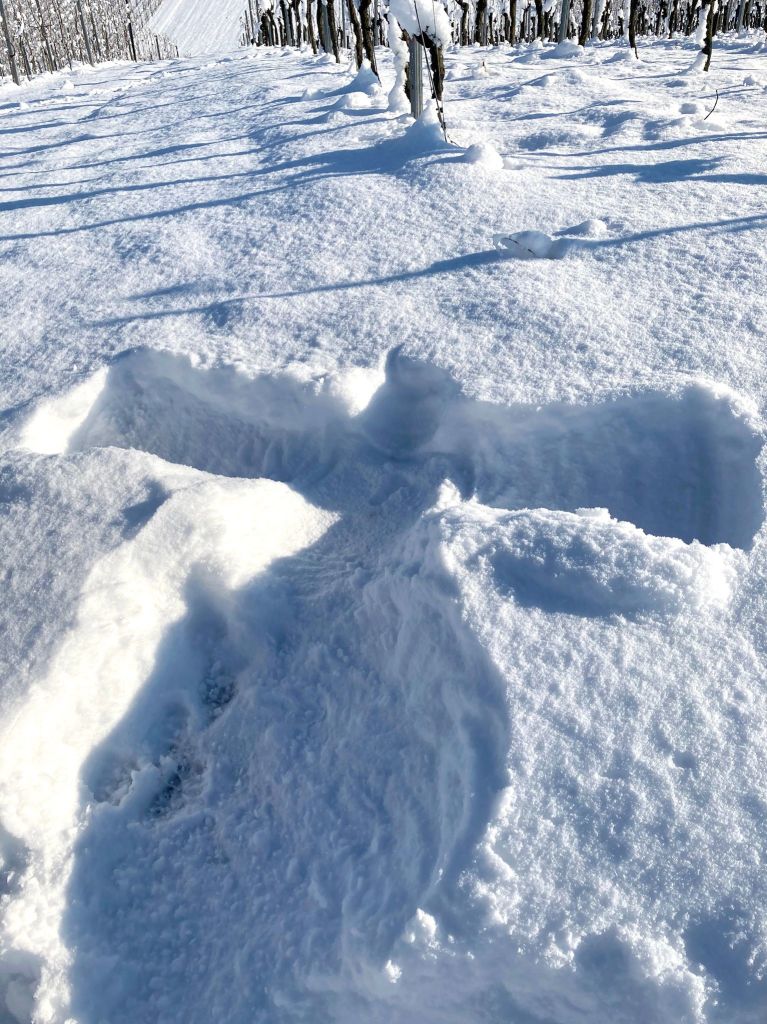 „Engelchen“ im Schnee gemacht in Oberweier