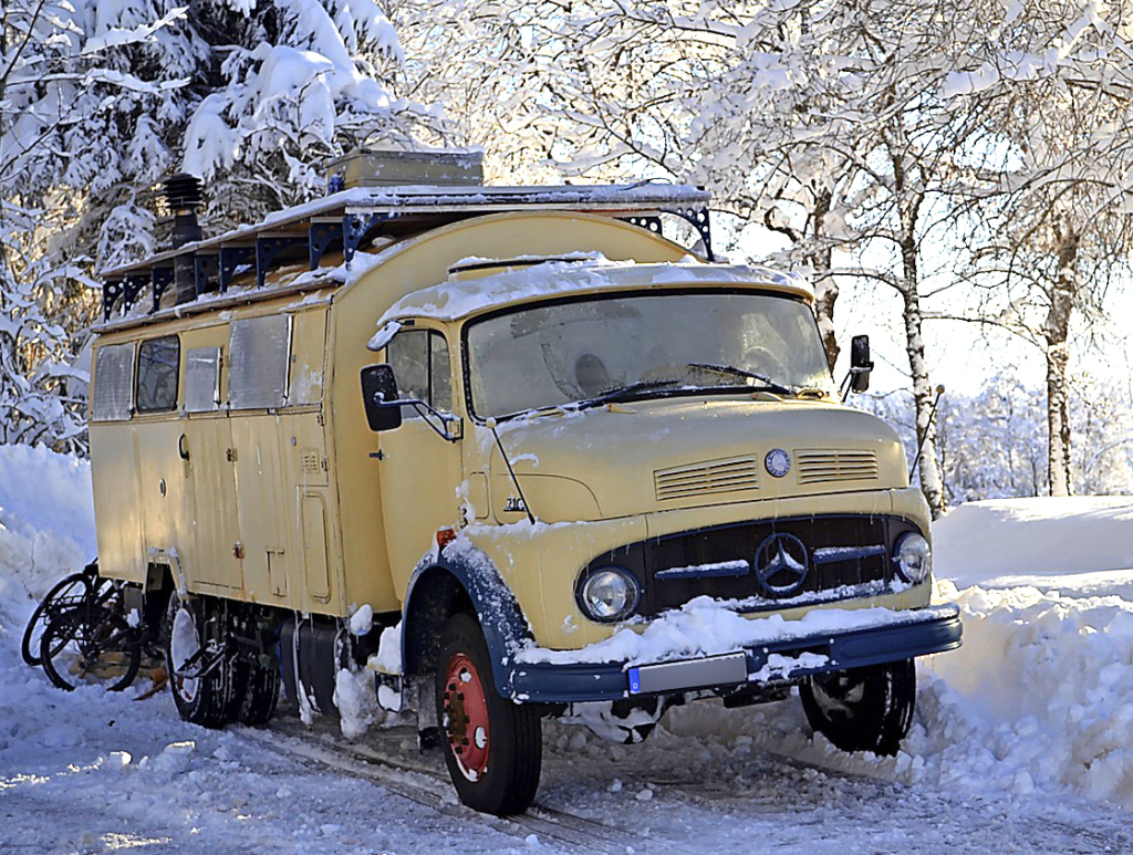 <AUTOR></AUTOR>Abenteuerurlaub im Winterparadies auf dem Wanderparkplatz bei Rudenberg