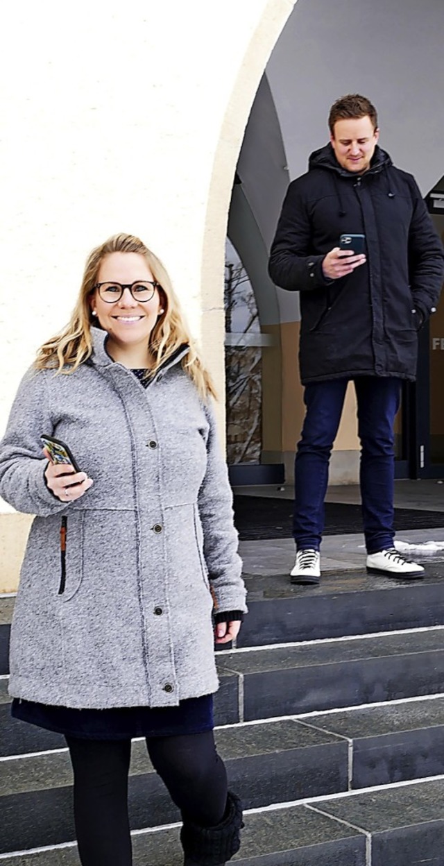 Stefanie Gutenkunst und Emanuel Kaufmann laden zu digitalen Schnitzeljagd.  | Foto: Martin Wunderle