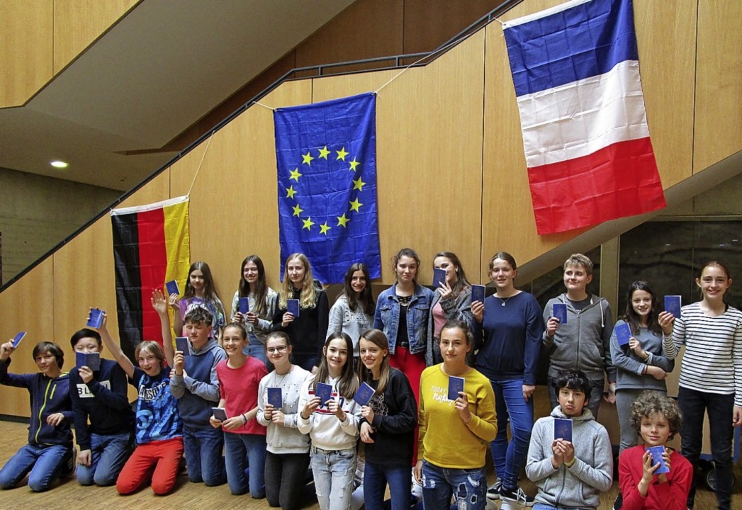 Mit dem Oberrheinsiegel wrdigt das Land  bilinguale Aktivitten am OGW.  | Foto: Barbara Krumbein-Keller