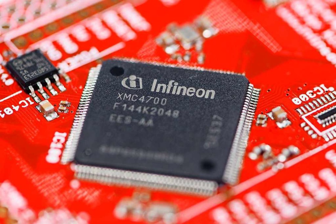 Chips &#8211; hier ein Produkt des deu... Infineon &#8211; sind aktuell knapp.   | Foto: Matthias Balk