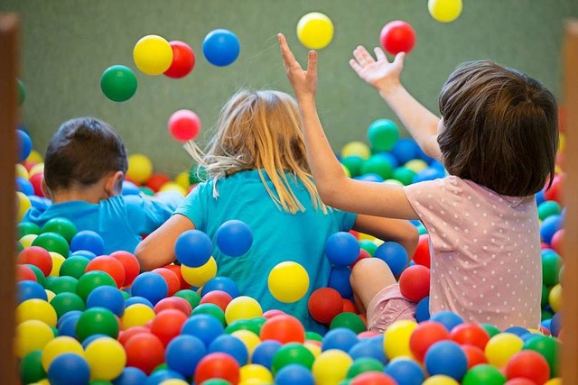 Die Eltern von Kita-Kindern sollen auc...en Januar von Gebhren befreit werden.  | Foto: Friso Gentsch