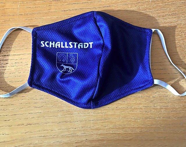Diese Stoffmaske tragen die Mitarbeiter im Rathaus Schallstadt.  | Foto: Gemeinde Schallstadt