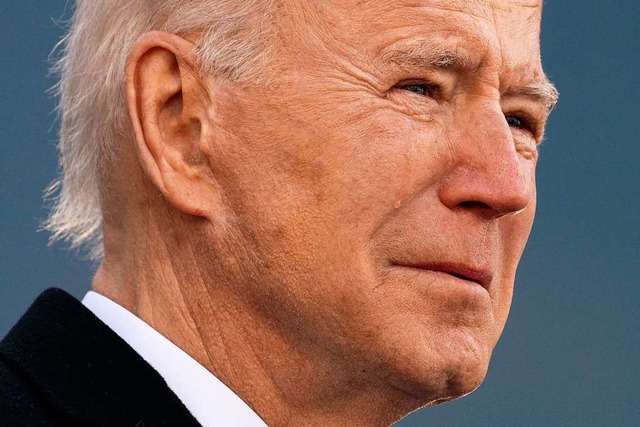 Mit Joe Biden haben die USA endlich ei..., der die Corona-Pandemie ernst nimmt.  | Foto: Evan Vucci (dpa)