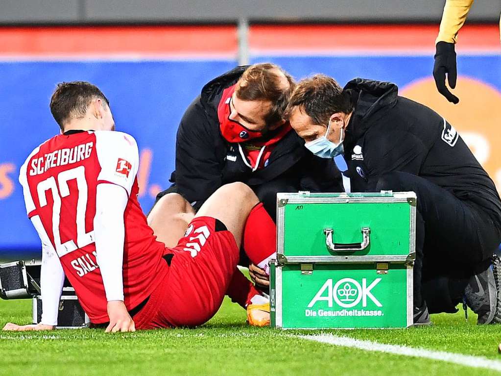 Gegen Eintracht Frankfurt kann der SC Freiburg im letzten Spiel der Hinrunde ein umkmpftes 2:2-Unentschieden erringen.