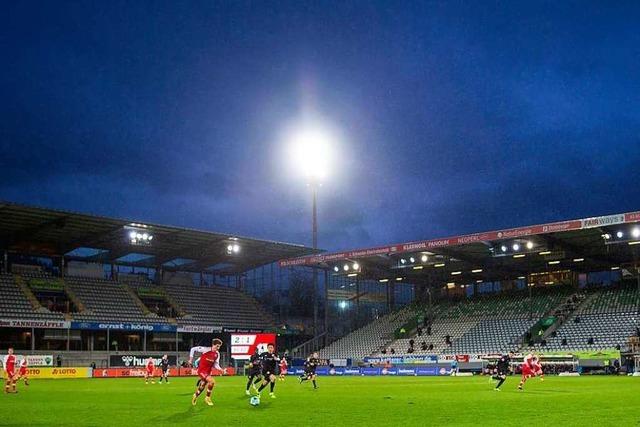 Fotos: Freiburg gewinnt gegen Stuttgart beide Saisonspiele