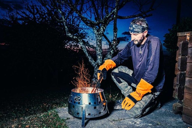 Wenn es dunkel wird, scheint der Grill schn helle.  | Foto: Birgit-Cathrin Duval