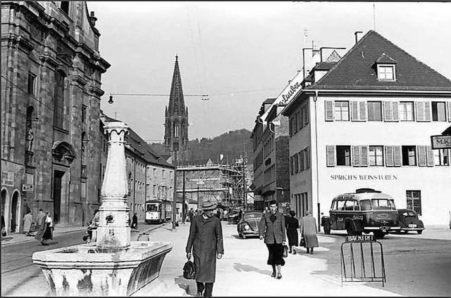 Die Nachkriegs-Bertoldstrae mit &#8222;Sprichs Weinstuben&#8220; im Jahr 1955.  | Foto: Willy Pragher, Landesarchiv Baden-Wrttemberg W134 Nr.027369c