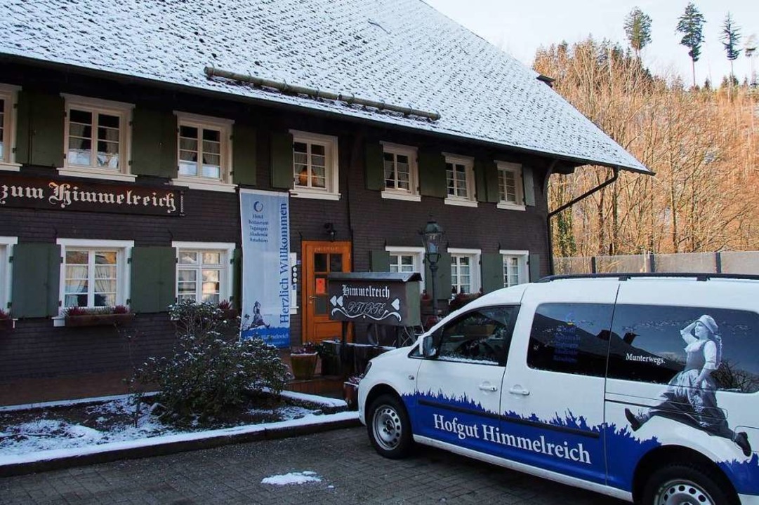 Das Hofgut Himmelreich hat einen neuen...8211; und wird gerade innen renoviert.  | Foto: Markus Donner