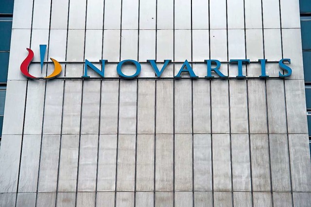 Novartis-Schriftzug an einem Gebude in Basel  | Foto: SEBASTIEN BOZON (AFP)