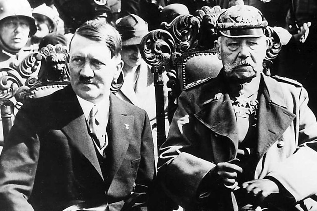 Paul von Hindenburg (rechts) wurde 193...er (links) zum Reichskanzler berufen.   | Foto: Verwendung weltweit, usage worldwide