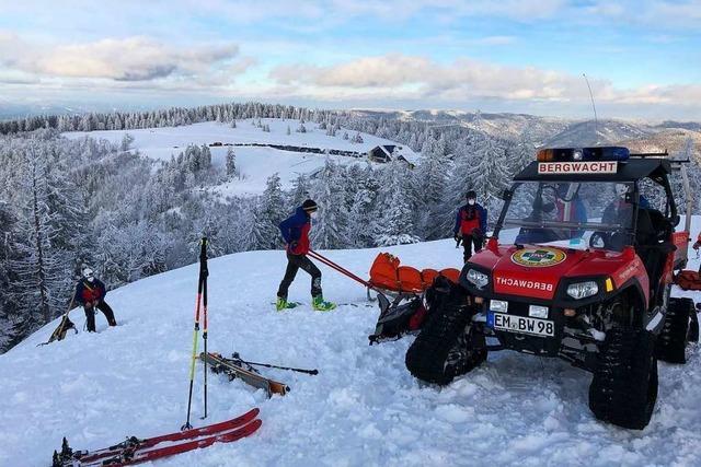 Bergwacht muss verletzte Skifahrerin am Kandel retten