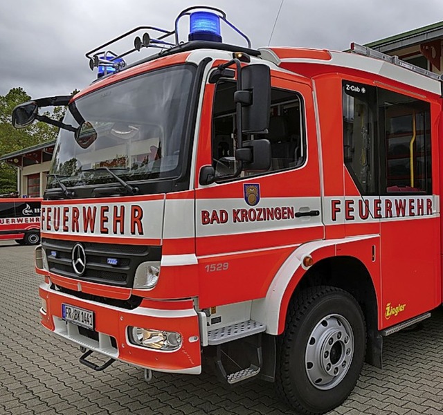 Investieren will Hartheim  (von links)...arten und ein  LF20 fr die Feuerwehr.  | Foto: Frank Schoch