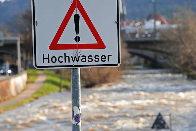 Auch fr die Dreisam in Freiburg wird Hochwasser erwartet.  | Foto: Patrick Seeger