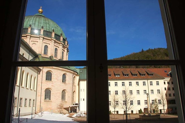 Dom und Kolleg prgen das Ortsbild von St. Blasien.  | Foto: Kathrin Blum