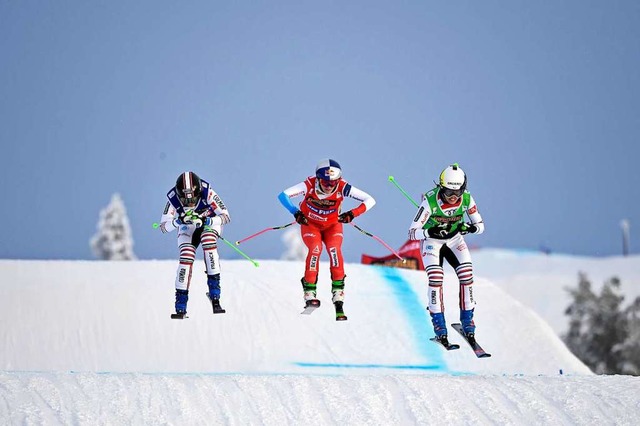 Wind und Regen bremsen die Skicrosser ...eitag auf dem Feldberg frs Erste aus.  | Foto: Pontus Lundahl (dpa)