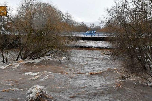 Fotos: Steigende Pegelstnde im Kreis Lrrach