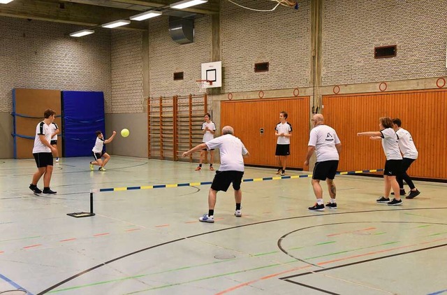 Beim Prellball-Training des TV Herdern...nen und Sportler aller Altersgruppen.   | Foto: Rita Eggstein