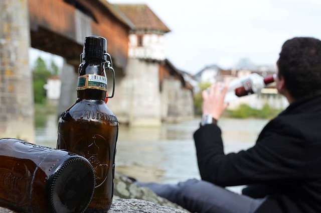 Bis zum 15. Februar darf an der Holzbrcke kein Alkohol getrunken werden.  | Foto: Ralph Fautz