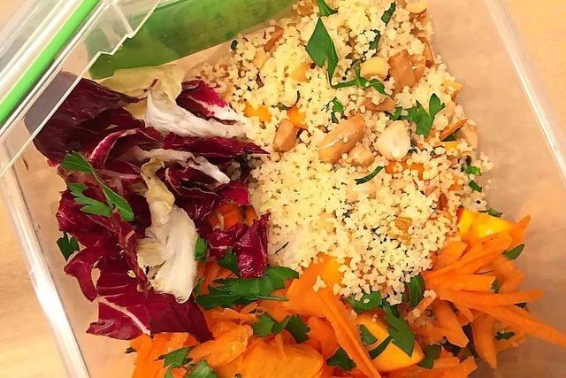 Couscous-Salat mit Kürbis und Karotte für die Mittagspause