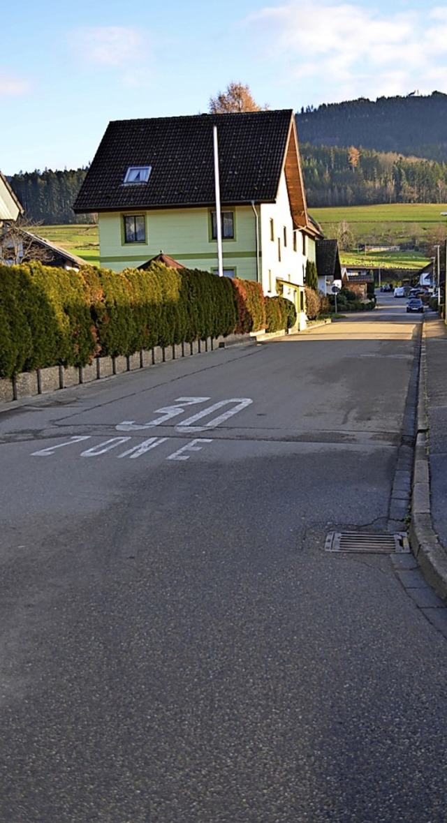 Ab Juni wird der lange Reschhofweg mit...rgungsleitungen vollstndig erneuert.   | Foto: Nikolaus Bayer