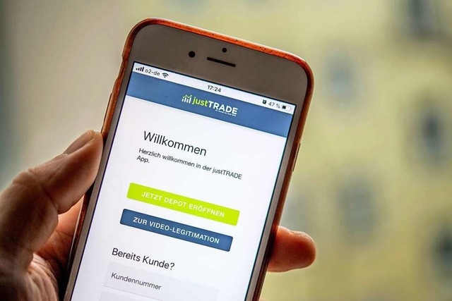 Einer von etlichen Smartphone-Brokern  | Foto: Zacharie Scheurer