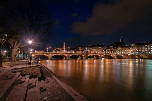 Basel leuchtet in der Weihnachtszeit hell  | Foto: Robert Nltner