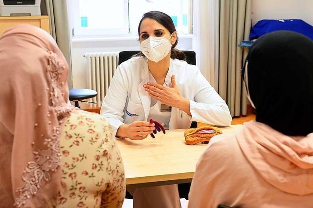 Von Genitalverstümmelung betroffene Frauen erhalten Hilfe in Freiburg