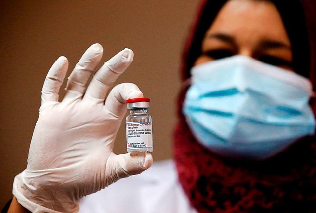 1000 Moderna-Impfungen stehen in Offenburg bevor.  | Foto: HAZEM BADER (AFP)