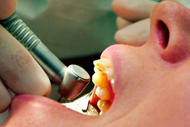 Ein Offenburger Zahnarzt ist sauer auf den Minister