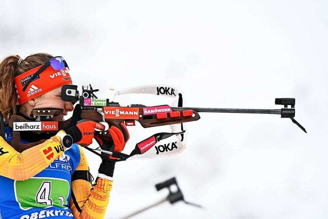 Janina Hettich ist derzeit die beste deutsche Schtzin im Biathlon-Weltcup.  | Foto: TOBIAS SCHWARZ (AFP)