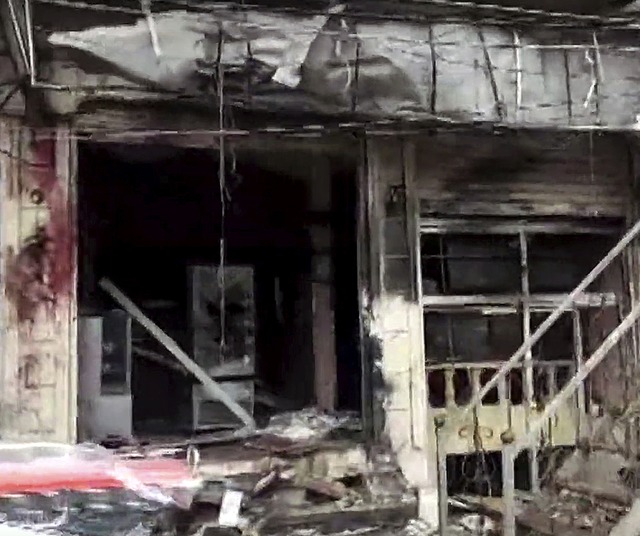 Ein von einer Bombe zerstrtes Restaurant in der Stadt Manbij im Norden Syriens  | Foto: -