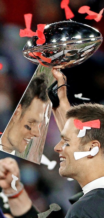Zum siebten Mal Super-Bowl-Sieger, fün...ter Champion der Geschichte: Tom Brady  | Foto: Patrick Smith (AFP)