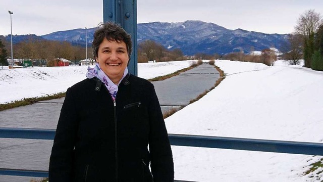 Die blauen Brcke ber die Elz ist gle...chschwarzwald als eine ihrer Aufgaben.  | Foto: Tanja Senger