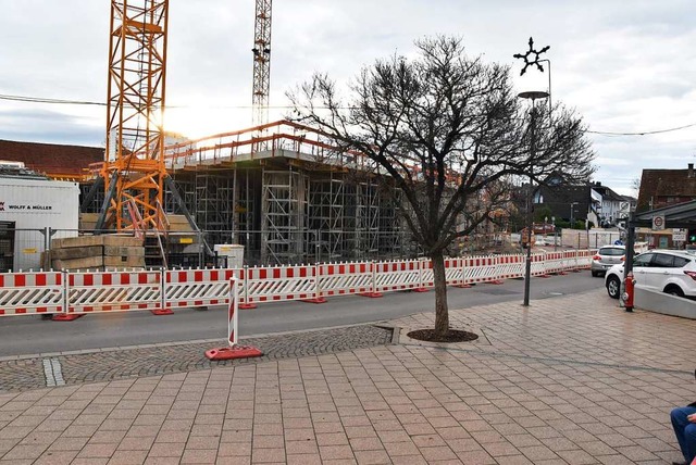 So sah Denzlinger Ortsmitte Ende Dezem...rung und Schaffung von neuem Wohnraum.  | Foto: Sebastian Krger