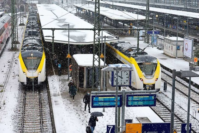 Wie beim Wintereinbruch Mitte Januar, ...rungen im Verkehr der Breisgau-S-Bahn.  | Foto: Ingo Schneider