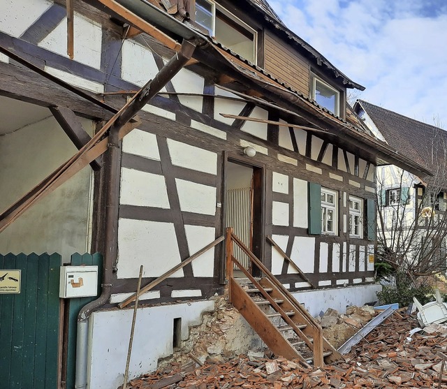 Das alte Fachwerkhaus an der Alten Bun...und das dazugehrende Areal  gekauft.   | Foto: Andrea Steinhart