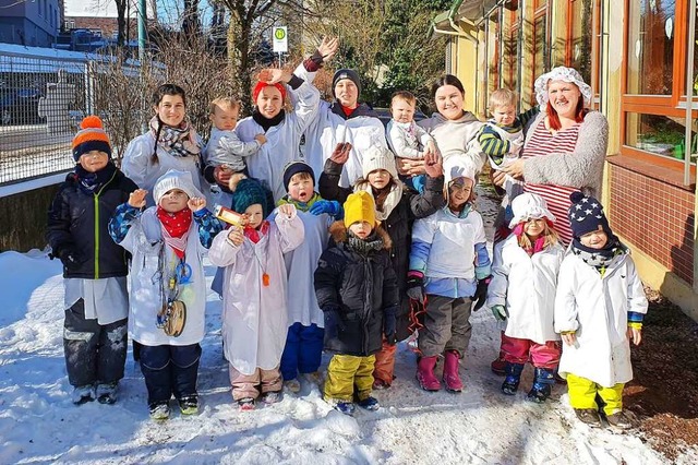 Der Kindergarten Schutterflhe war auf...rkleidung, Musik und viel guter Laune.  | Foto: Schutterflhe