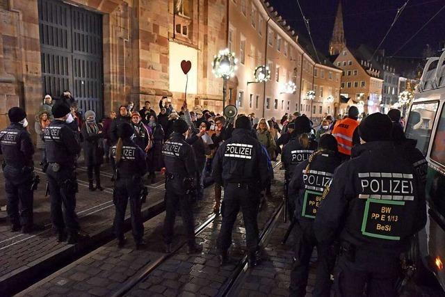 Freiburger Polizei leitet nach Demo 150 Bugeldverfahren ein