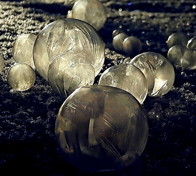 Vergnglich, aber wunderschn: eisige Seifenblasen  | Foto: privat