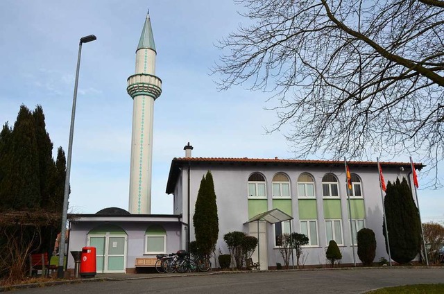 Den Standort der Moschee im Gewerbegeb...ignet, um einen Kindergarten zu bauen.  | Foto: Frank Schoch