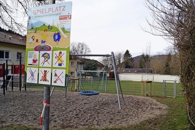 Spielplatz- und Parkplatzausbau