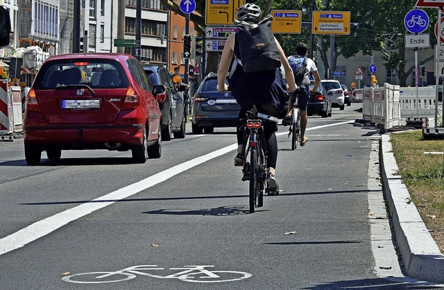 Radfahrstreifen scheinen in anderen Stdten gut zu funktionieren.  | Foto: Michael Bamberger